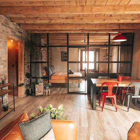 Appartement Thematique: Voyage Industriel Travers المظهر الخارجي الصورة